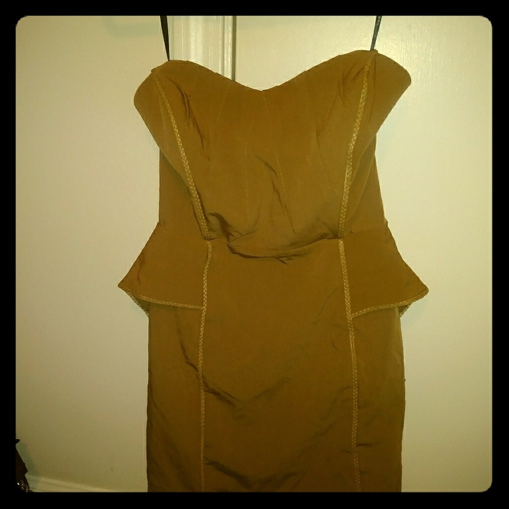 Form fitting peplum dress